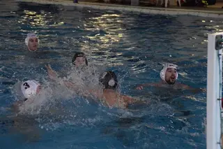 Luces y sombras en el inicio de temporada del Waterpolo Zamora
