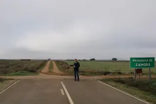 Manuel Fuentes en el límite provincial