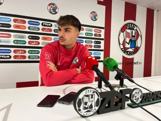 Adrián Bolo en rueda de prensa
