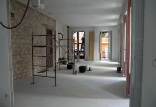 Ni chalet ni castillo: una casa a reformar si toca el Gordo de Navidad