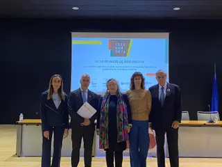 Representantes de distintas entidades durante la presentación del proyecto Iberlongeva