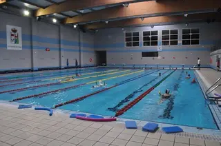 Piscina de Los Almendros. Archivo