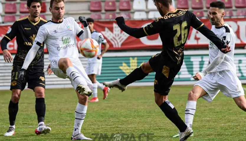 Debut de Pau Jordan con el Zamora CF