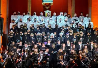 Aures Cantibus y el Coro Sacro Jerónimo Aguado
