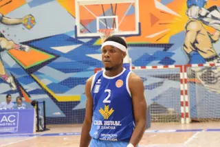 Imágenes del partido entre el CB Zamora y Real Valladolid Baloncesto