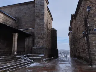 La nieve deja una espectacular estampa en Puebla de Sanabria (3)