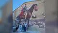 El mural en Rabiche, realizado por la artista Laura Merayo