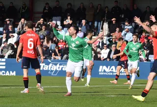 Kike Márquez celebra su gol ante Osasuna Promesas. | ZCF