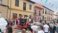 Desfile de carrozas en Santibáñez de Vidriales