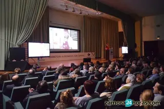 Una fiesta de presentación multitudinaria y con acento zamorano