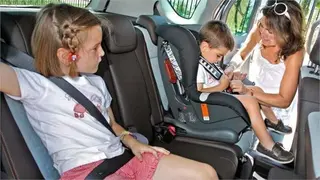 Sistemas de retención infantil. Sillas de vehículos