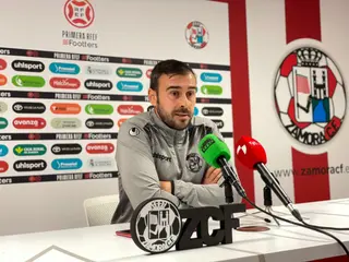 Yago Iglesias en rueda de prensa