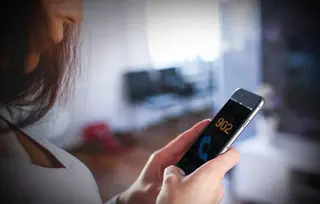 Primeras denuncias para acabar con los teléfonos de atención al cliente de alto coste