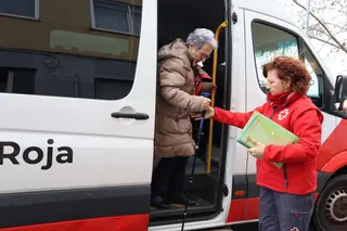 Voluntaria En Acompañamientos Y Traslados