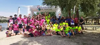 Los deportistas del club Salvamento Dragones Caja Rural