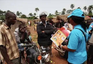 UNICEF ayuda a recuperar la vacunación contra el sarampión en los países afectados por el ébola