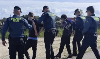 Detención de dos personas implicadas en varios lícitos penales en la localidad de Almeida de Sayago
