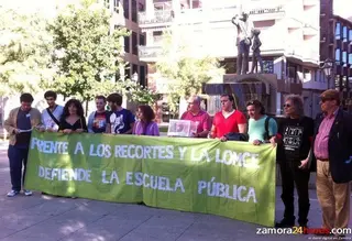El Sindicato de Estudiantes denuncia “censura” en el IES Claudio Moyano de los carteles de la asamblea informativa sobre la huelga del 24