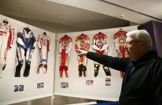 Exposición AMZ - Kevin Schwantz en el Museo Etnográfico
