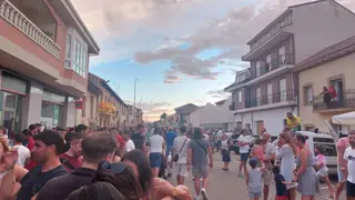 Desfile de carrozas en Camarzana de Tera (1)