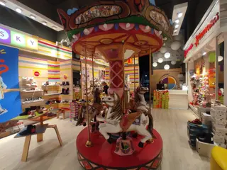 Interior de la zapatería