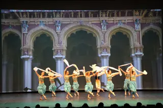'Cuentos de India', un viaje con danza clásica en el Teatro Ramos Carrión