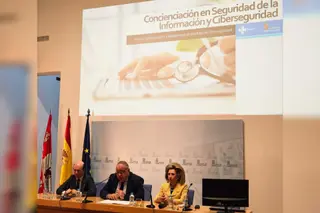 Presentación de campaña de concienciación sobre seguridad en el tratamiento de datos sanitarios