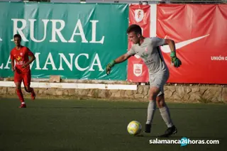 Félix, en un partido con el Santa Marta. FOTO: Salamanca24Horas