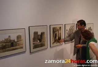 Inaugurada la exposición sobre los fondos del "Archivo de Carvajal"