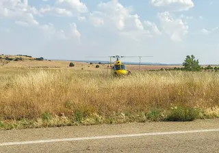 Helicóptero incendio fuego elif. Archivo