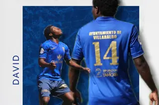 David Odetola seguirá defendiendo la camiseta del CD Villaralbo