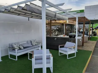 Terrazas y jardines Leroy Merlin 2021