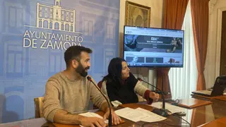 David Gago y María Eugenia Cabezas durante la rueda de prensa