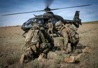 Defensa abre la segunda convocatoria de plazas de 2026 con una "cifra histórica" de más de 4.500 para Tropa y Marinería. - IVAN JIMENEZ - Archivo