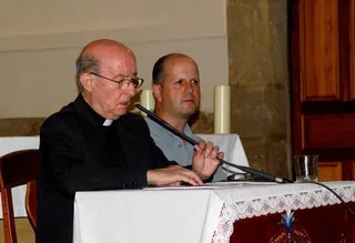 El CEB “Ledo del Pozo” presenta un libro sobre la historia de la Parroquia de Villanueva del Campo