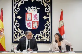 El presidente de las Cortes, Carlos Pollán, y la vicepresidenta segunda, Ana Sánchez, durante la reunión de la Mesa de las Cortes de Castilla y León | Ruben Cacho