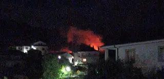 VÍDEO | Un incendio amenaza el corazón de Sanabria y acecha las viviendas de Ribadelago