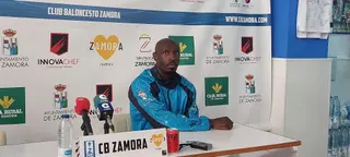 Robert Opong, en rueda de prensa