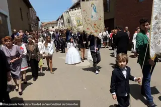 Así se celebran las fiestas de la Trinidad en tiempos de pandemia en esta localidad zamorana