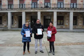 Miembros de la oposición en el Ayuntamiento de Villaralbo