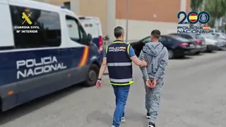 Uno de los detenidos en la operación conjunta de la Guardia Civil y la Policía Nacional | 5