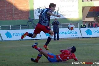 El Zamora se mantiene en la zona media tras una jornada loca