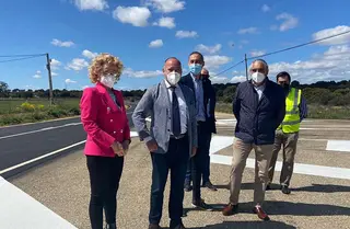 Invierten más de 2,32 millones de euros en mejorar más de 45 kilómetros de carreteras de Benavente y Los Valles