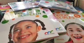 Libros de texto. Archivo