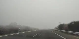 Niebla en la autovía en Zamora.