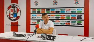 Yago Iglesias, durante la rueda de prensa