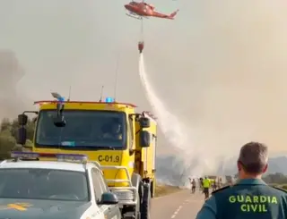 Medios en el incendio de Fermoselle
