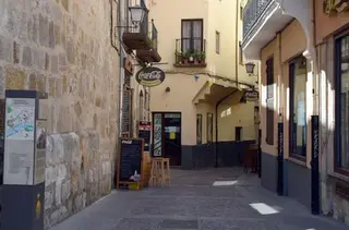 Entrada calle herreros