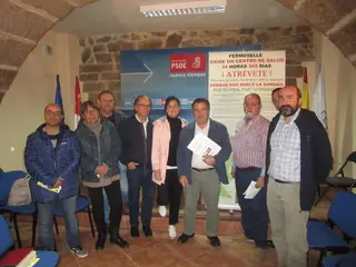 01 PSOE Zamora. Reunión con Plataforma Fermoselle atrévete Jueves 25 10 18