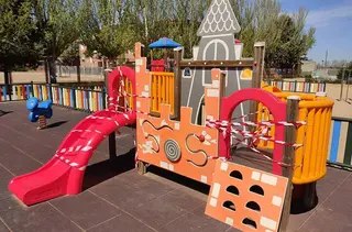 Piden no utilizar el parque infantil del Canto de Toro